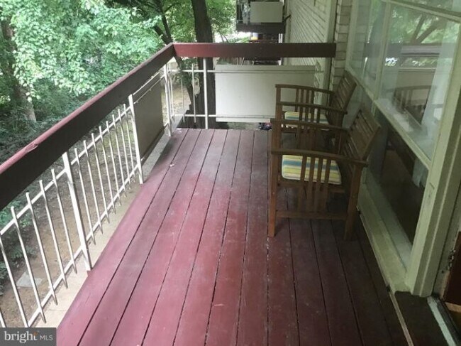 Building Photo - 4381 Americana Dr