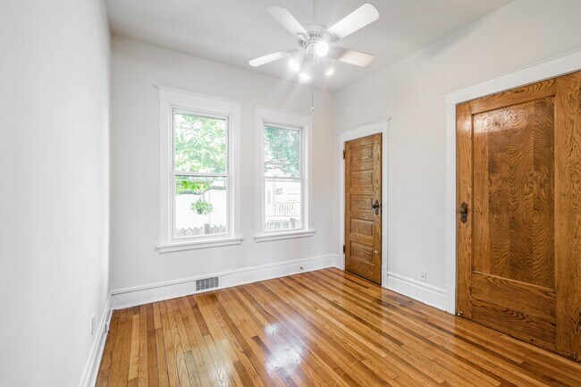 Building Photo - 3714 Grand Blvd