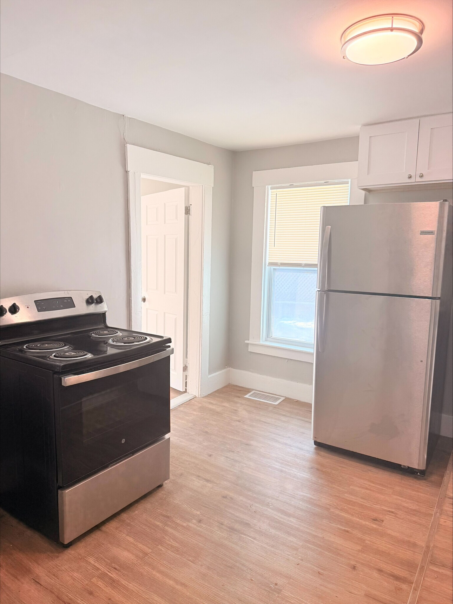 Building Photo - 1 West St