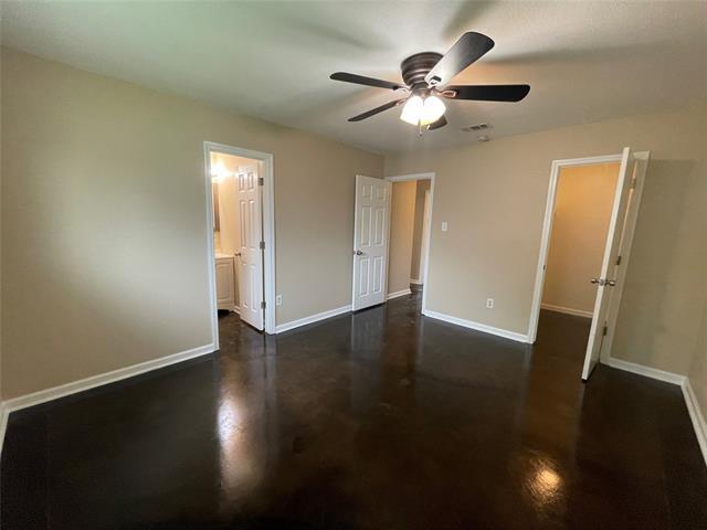 Building Photo - 10157 Peppertree Ln