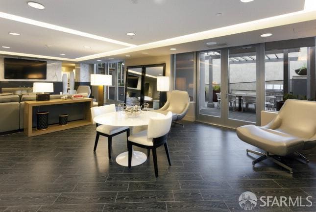 Building Photo - 420 Mission Bay Blvd North