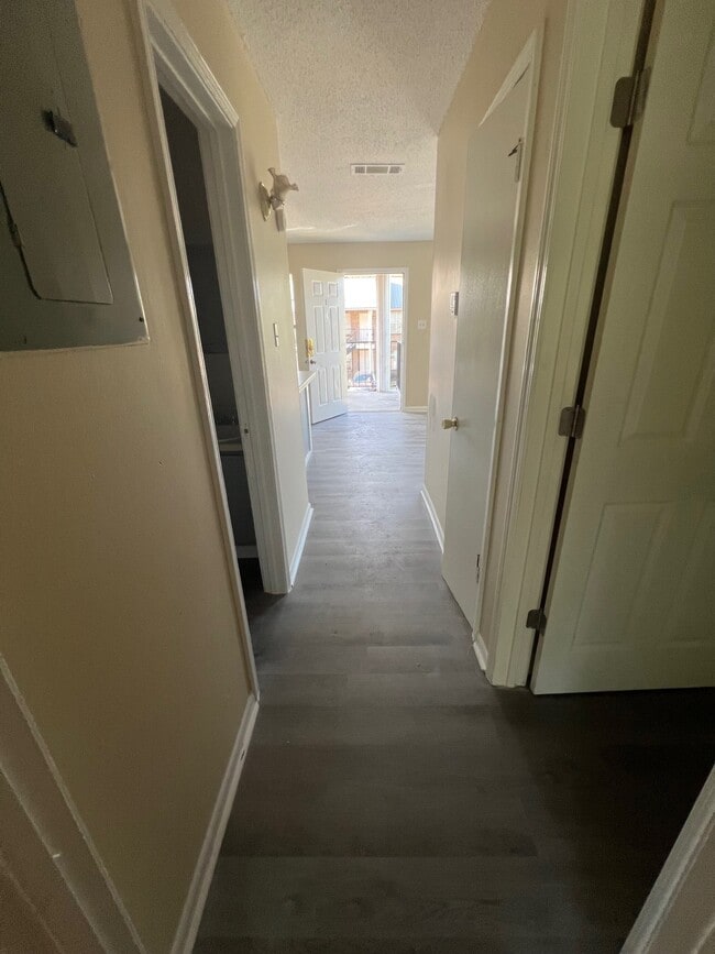 Building Photo - 1125 Washington St