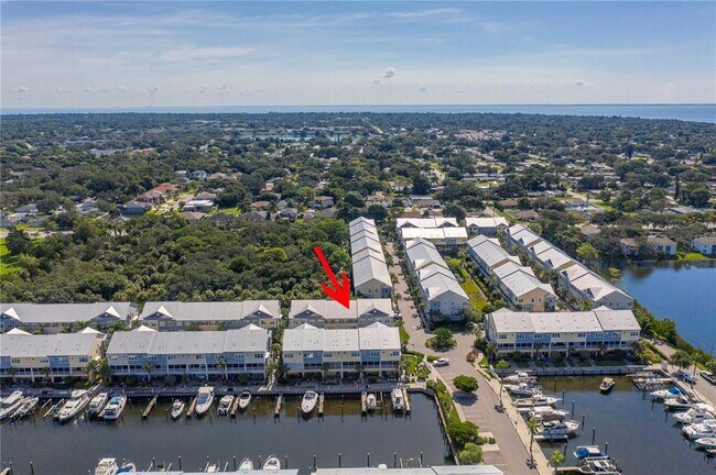 Building Photo - 6036 Anchorage Way S