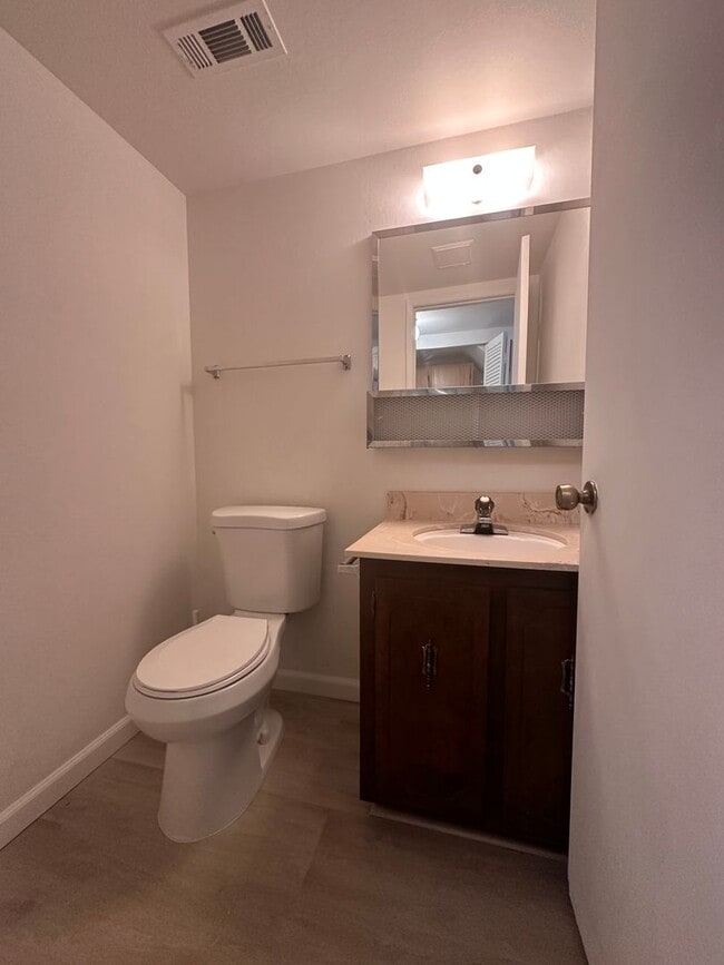 Building Photo - Unit with updated flooring!