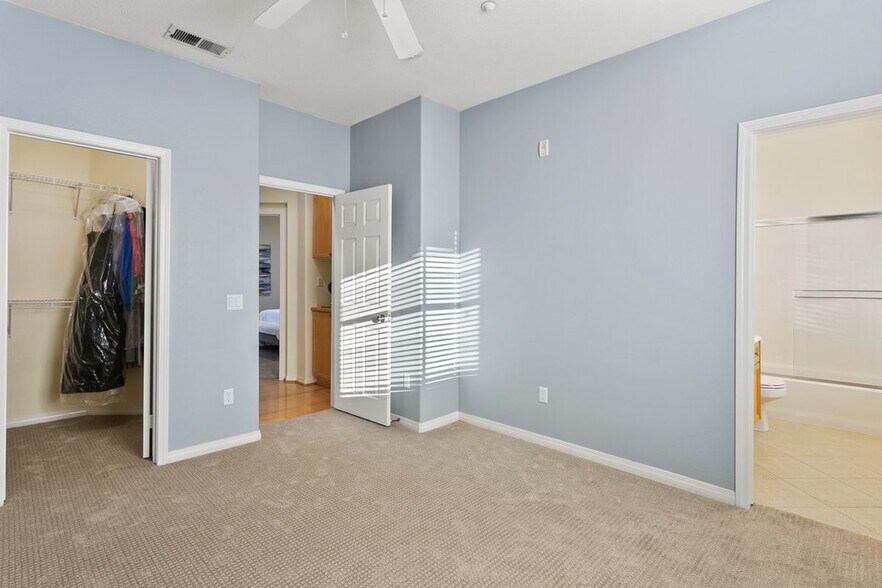 Building Photo - 44 Modesto