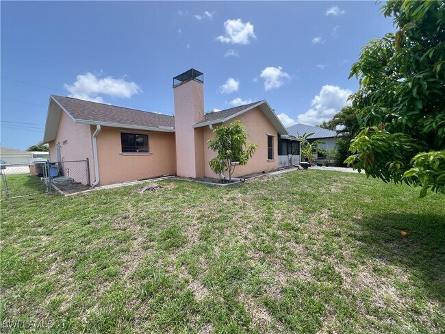 Building Photo - 1813 SW 26th St