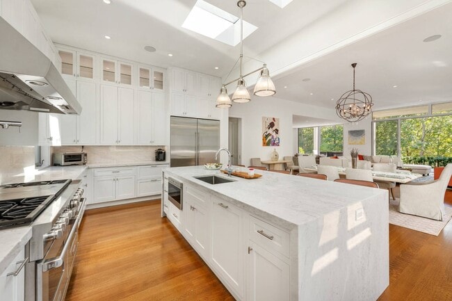 Building Photo - 1 Paumanok Rd