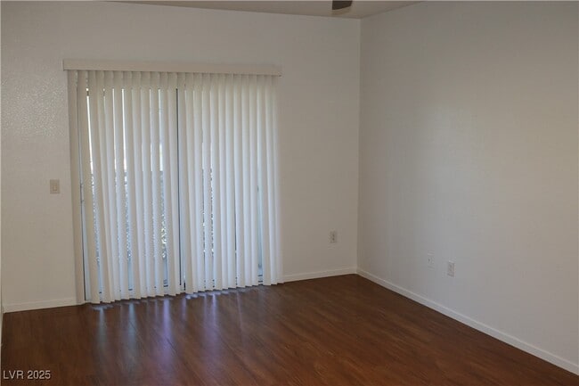 Building Photo - 50 Aura de Blanco St