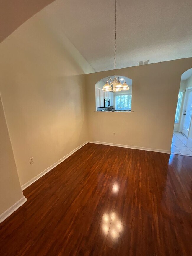 Building Photo - Beautiful 3/2 Condo in Osprey at the Oaks!
