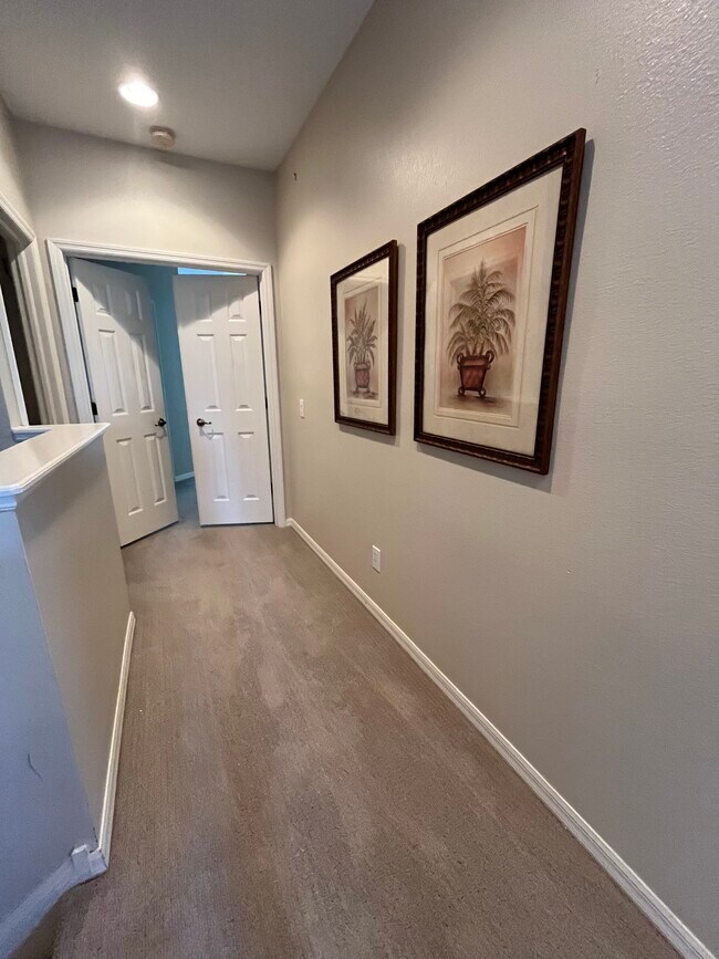 Building Photo - 14467 Mirabelle Vista Cir