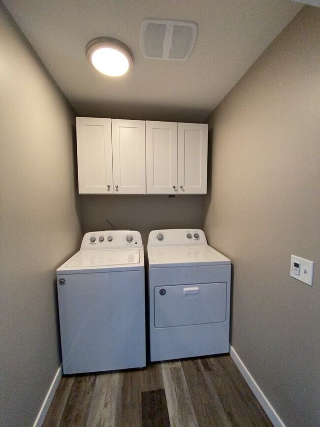 Building Photo - PRE-LEASING FOR FALL 2026!