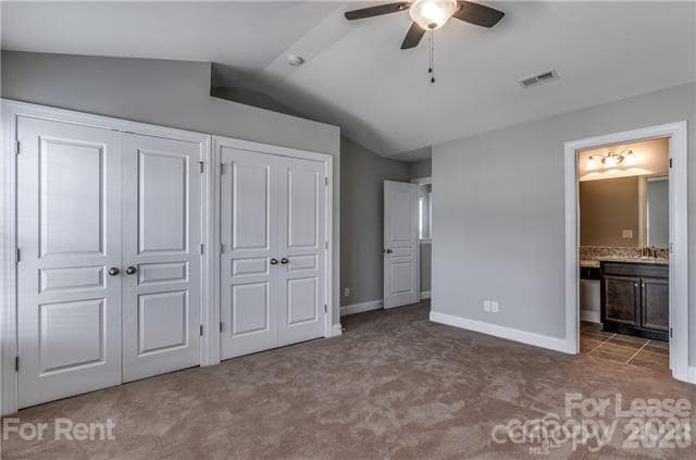 Building Photo - 352 Halton Crossing Dr SW