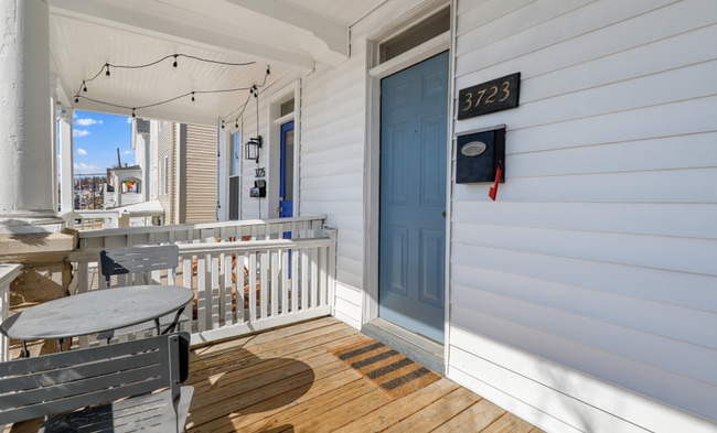 Building Photo - Stunning & Spacious 3 Bed/2 Bath Hampden Home - Fenced Backyard!