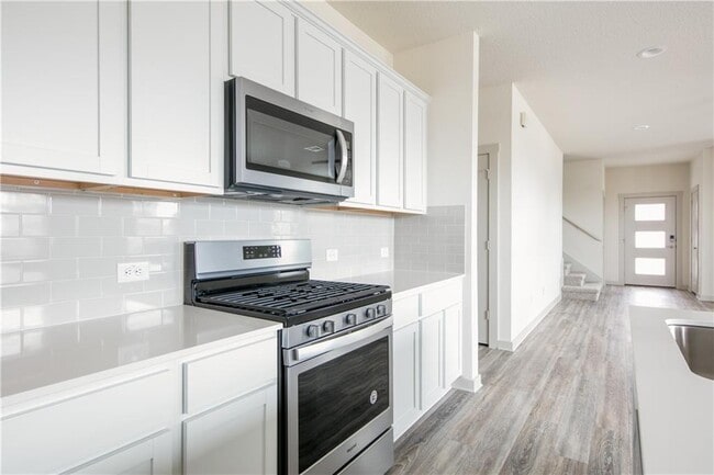 Building Photo - 101 Parryi Cove