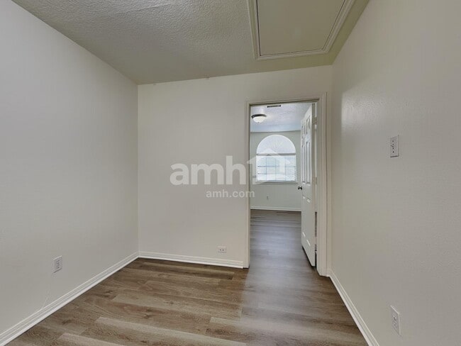 Building Photo - 14815 Cygnus Ct