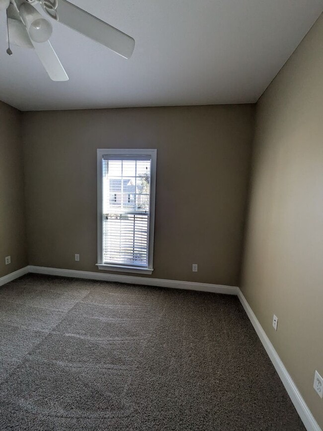 Building Photo - Cute home located in the heart of Valdosta!