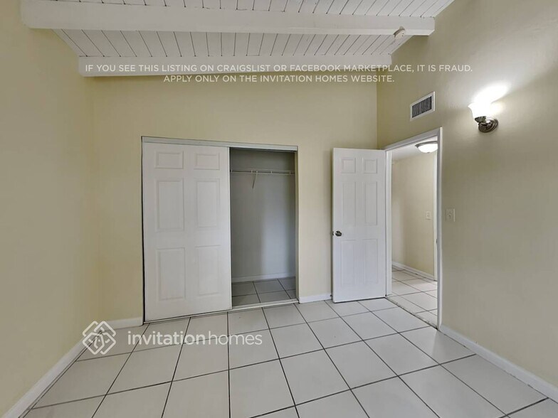 Building Photo - 3421 Charleston Blvd