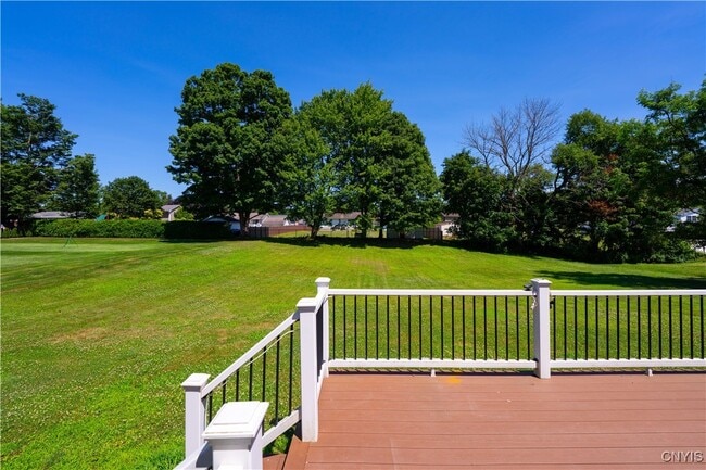 Building Photo - 8686 Maple Ln