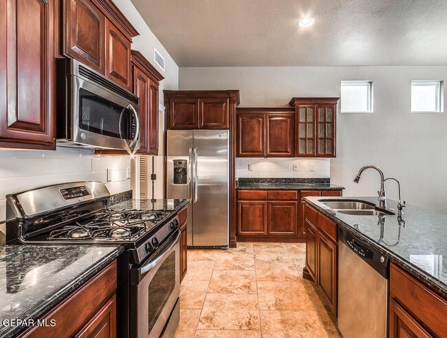 Building Photo - 3644 Almond Beach Dr