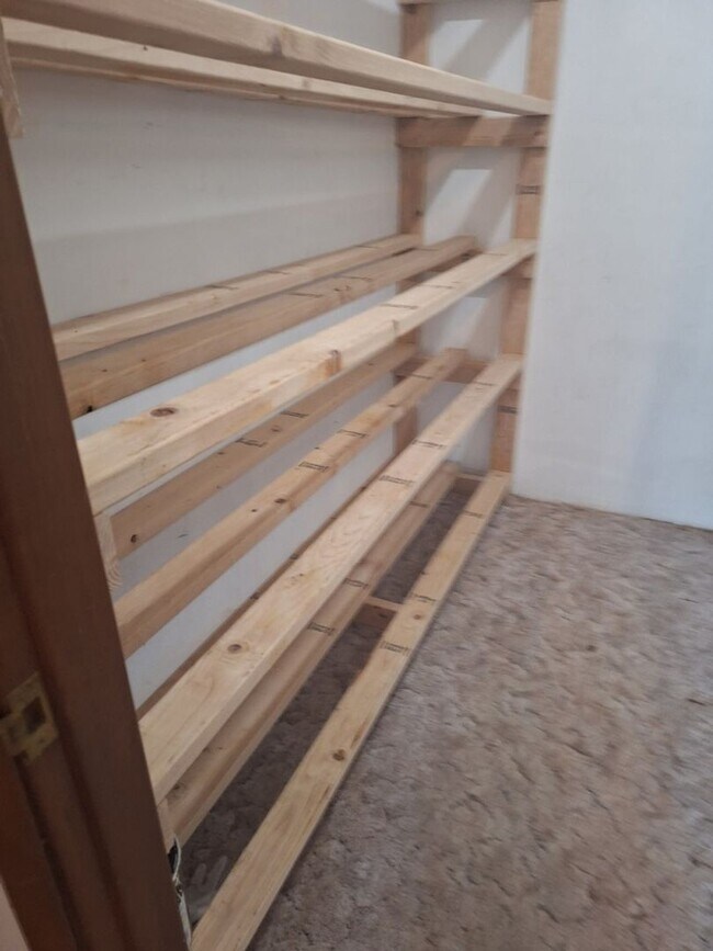 Building Photo - Basement Rancher located in Farragut