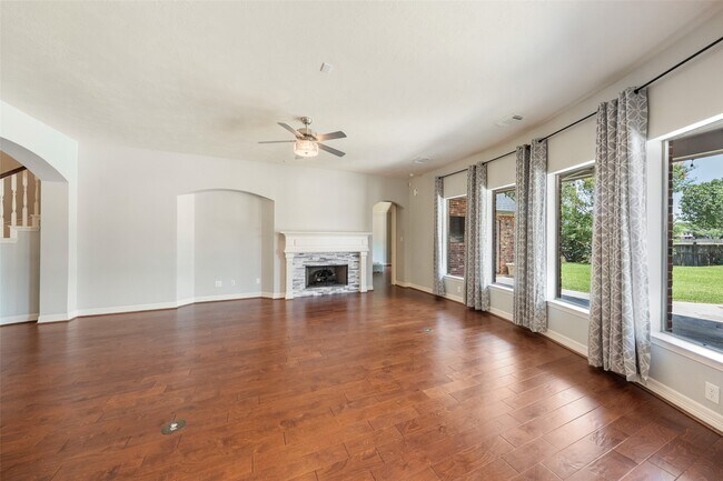 Building Photo - 5450 Faircreek Ln