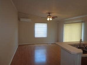 Building Photo - 10207 Elderberry Park Ln