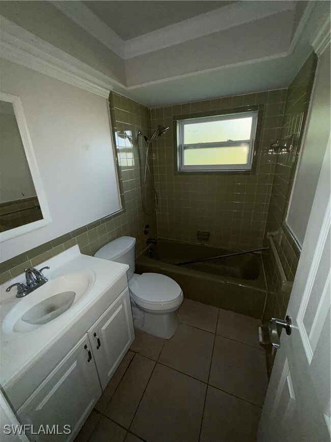 Building Photo - 5820 Algiers St