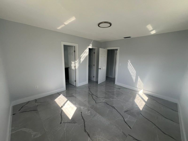 Building Photo - 3300 SW 127th Ave