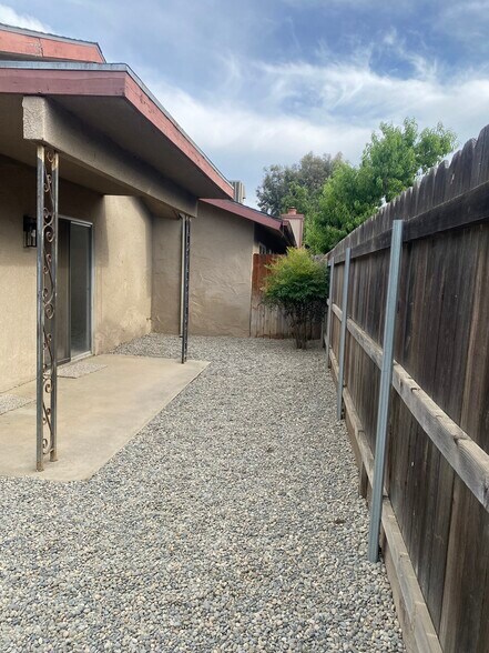Building Photo - 3136 W Austin Way