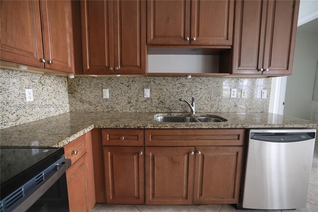 Building Photo - 16122 Poppy Seed Cir