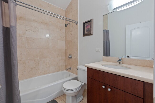 Building Photo - 4800 S St Lawrence Ave