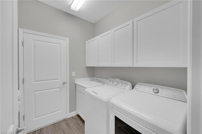 Building Photo - 18336 Parksville Dr