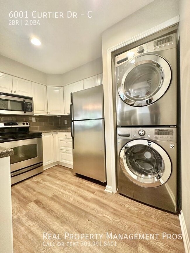 Building Photo - 6001 Curtier Dr