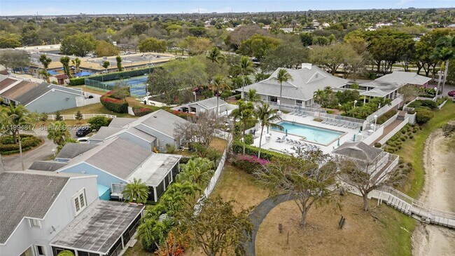 Building Photo - 14610 SW 145th Pl