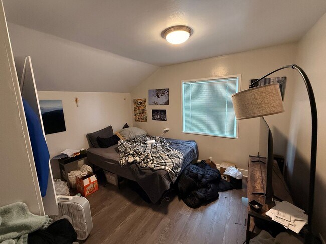 Building Photo - 1314 High St