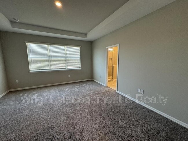 Building Photo - 13823 Rangeland Blvd
