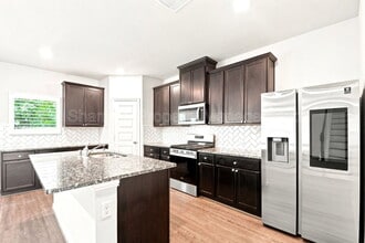 Building Photo - 1202 Vilamoura Ct
