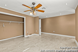 Building Photo - 4414 Tropical Dr