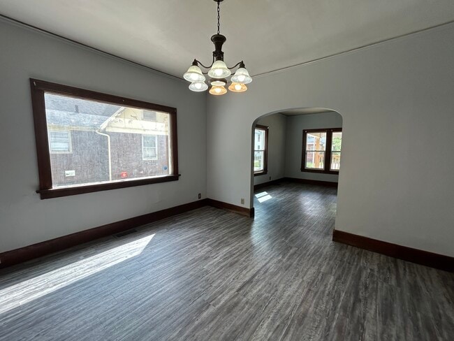 Building Photo - 35 S Virginia Ave