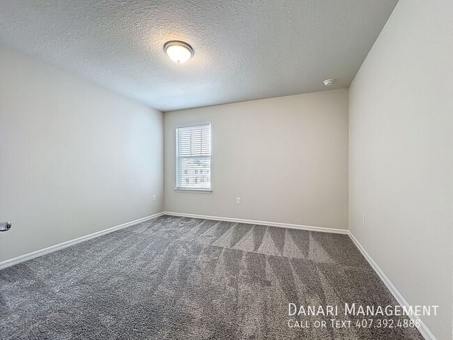 Building Photo - 431 Meadowland Pt