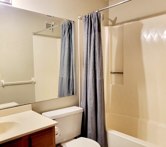 Second bathroom - 433 S 7th St