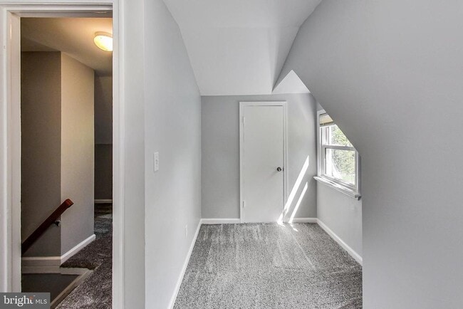 Building Photo - 6641 Barrett Rd