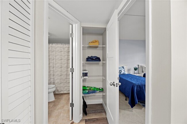 Building Photo - 1055 Forest Lakes Dr