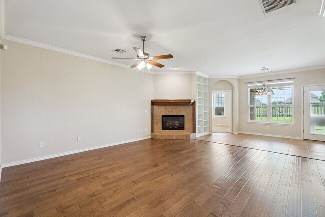 Building Photo - 11314 NW 121st Pl