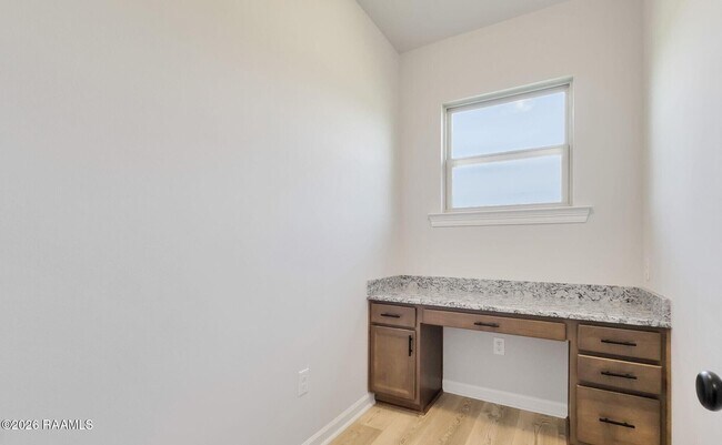 Building Photo - 221 Wakely Ct