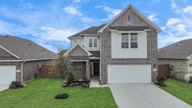 Building Photo - The Willow – Elevated Living with Space, S...