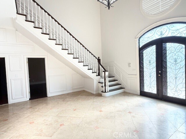 Building Photo - 5724 Tampa Ave
