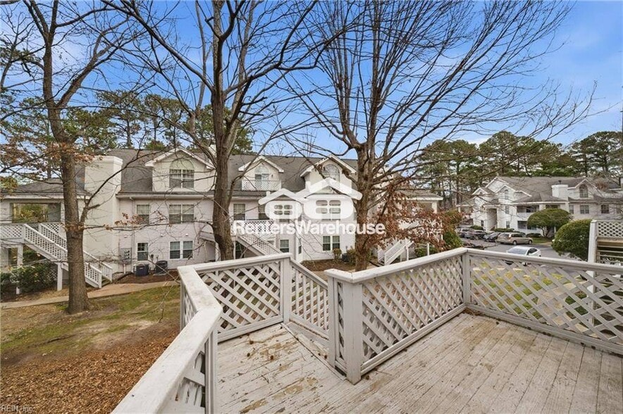 Building Photo - 720 Inlet Quay