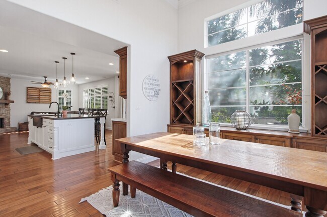 Building Photo - 1317 Gull Ct