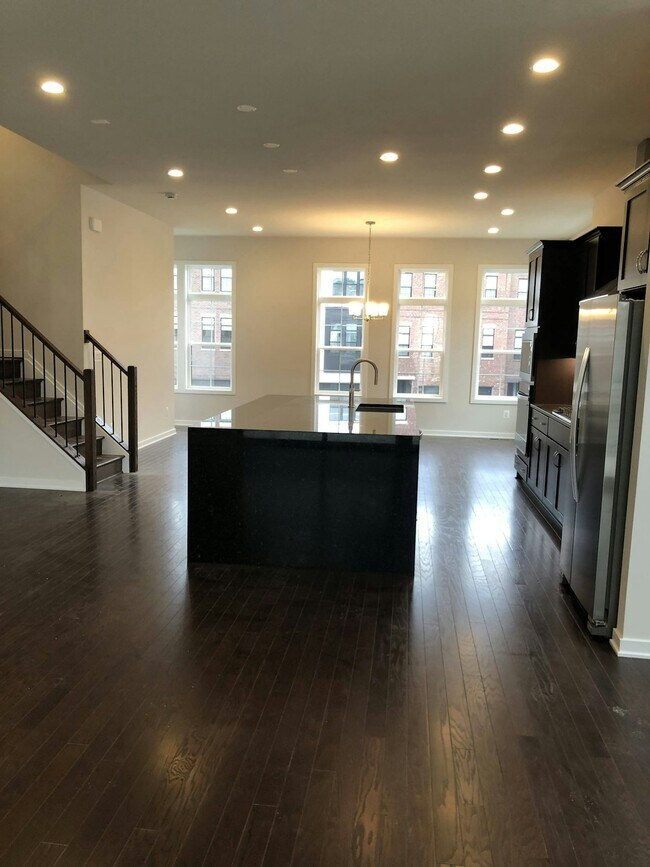 Building Photo - 22188 Webster Pk Ter